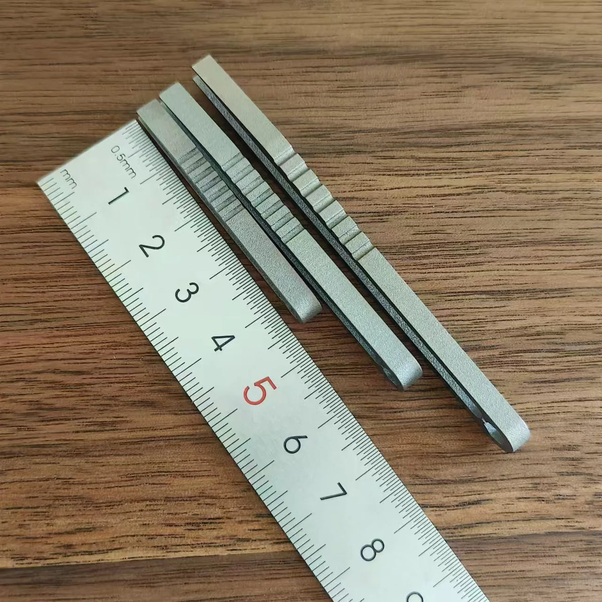 Titanium Clip Tweezers with Pocket Clip
