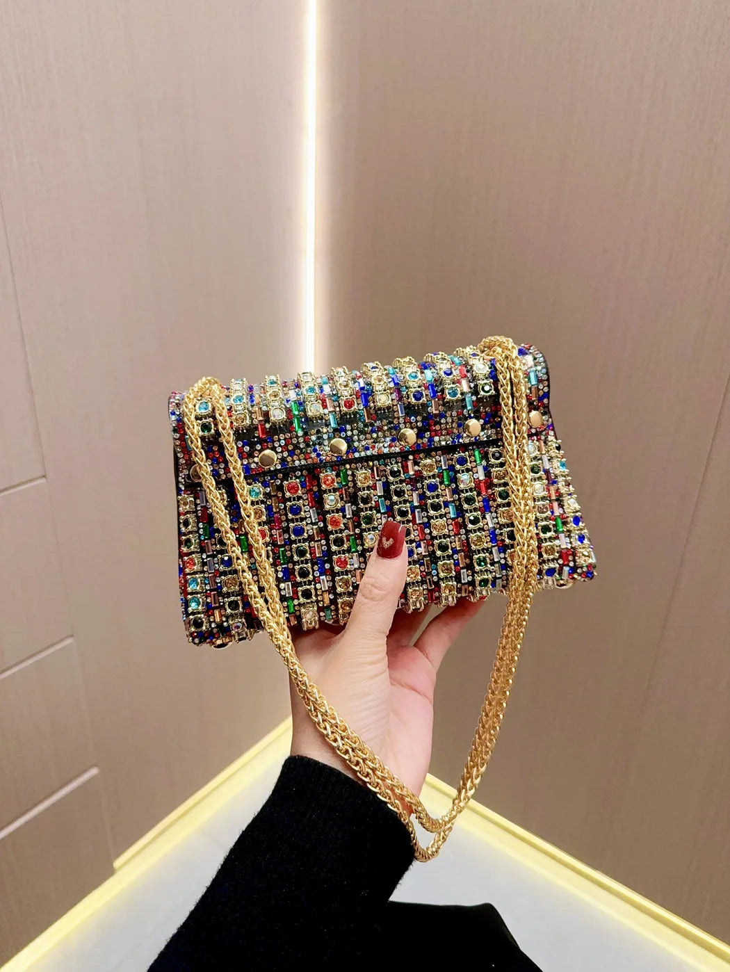 Crystal-Embellished Evening Clutch Bag with Chain Strap