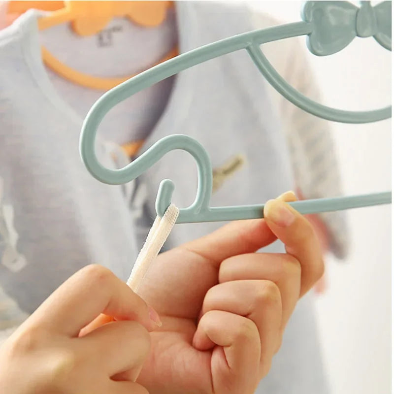 Space-Saving Kids' Anti-Slip Clothes Hangers (Set of 5/10/20/30/50)