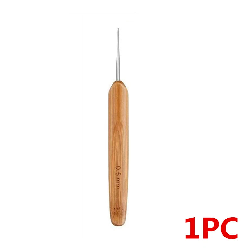 Wooden Handle Dreadlock Crochet Hook for Hair Styling