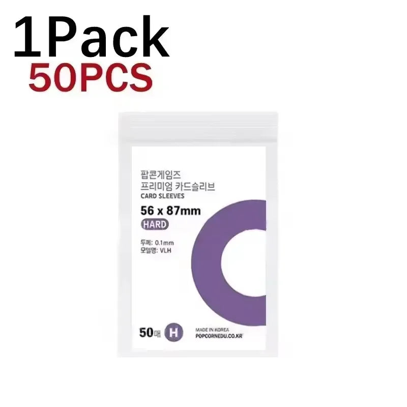Un paquet de 50 pochettes de protection transparentes pour objets de collection et cartes