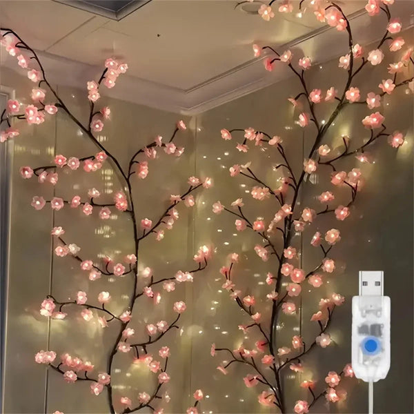 LED-Kerzenlichterkette mit Kirschblüten-Motiv & USB-Anschluss