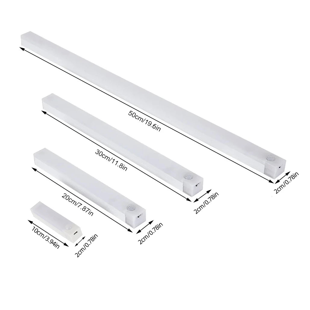 Ensemble de barres lumineuses LED blanches de différentes longueurs : 10 cm, 20 cm, 30 cm et 50 cm.