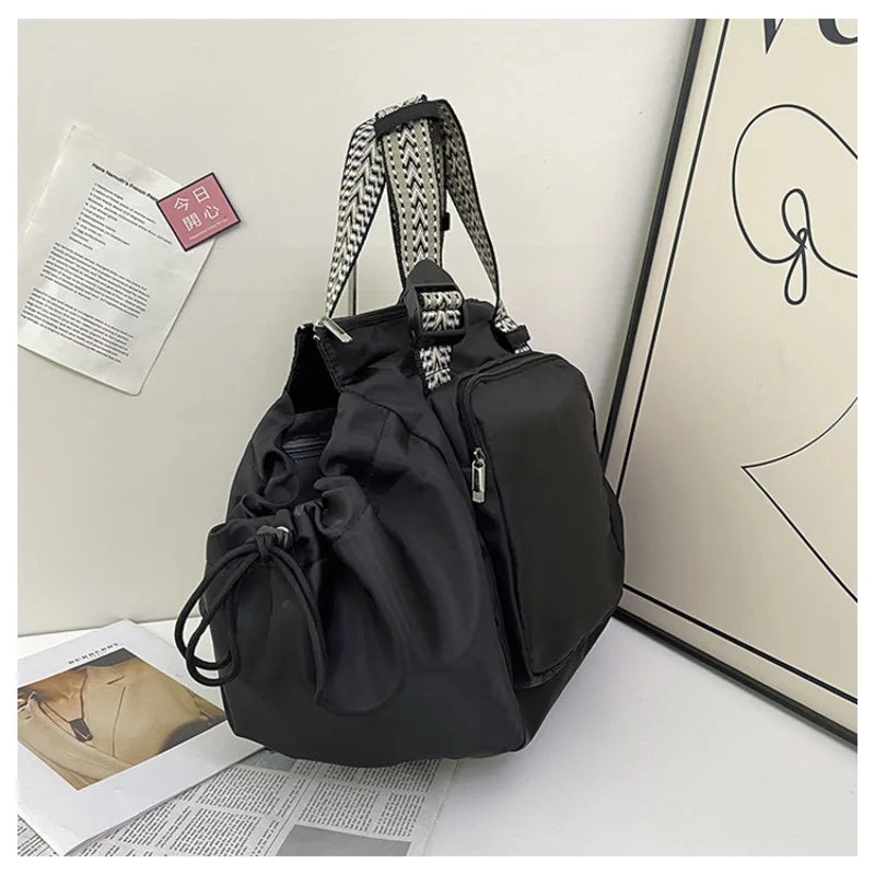 Versatile Nylon Shoulder Bag with Large Capacity