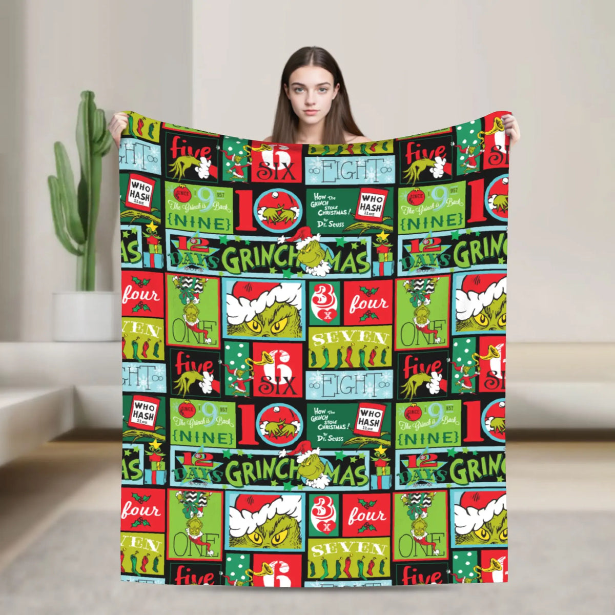 Grinch-Themed Coral Fleece Throw Blanket
