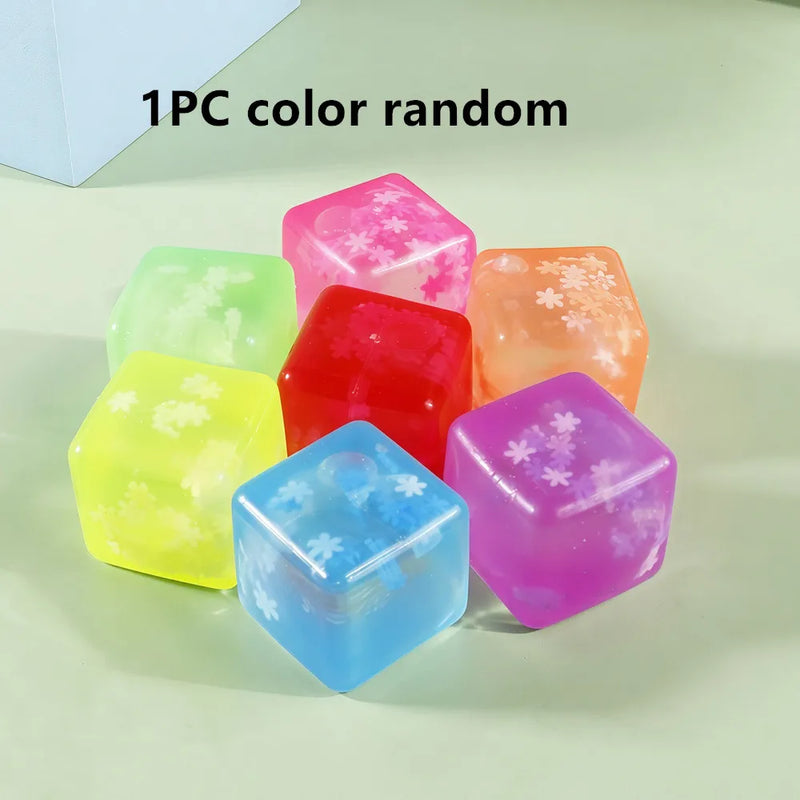 Bola de estrés cubo de nieve y hielo
