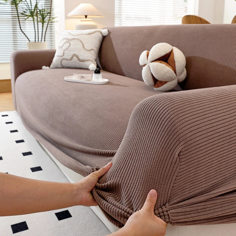 Stretch-Sofa-Bezug mit elastischem Saum