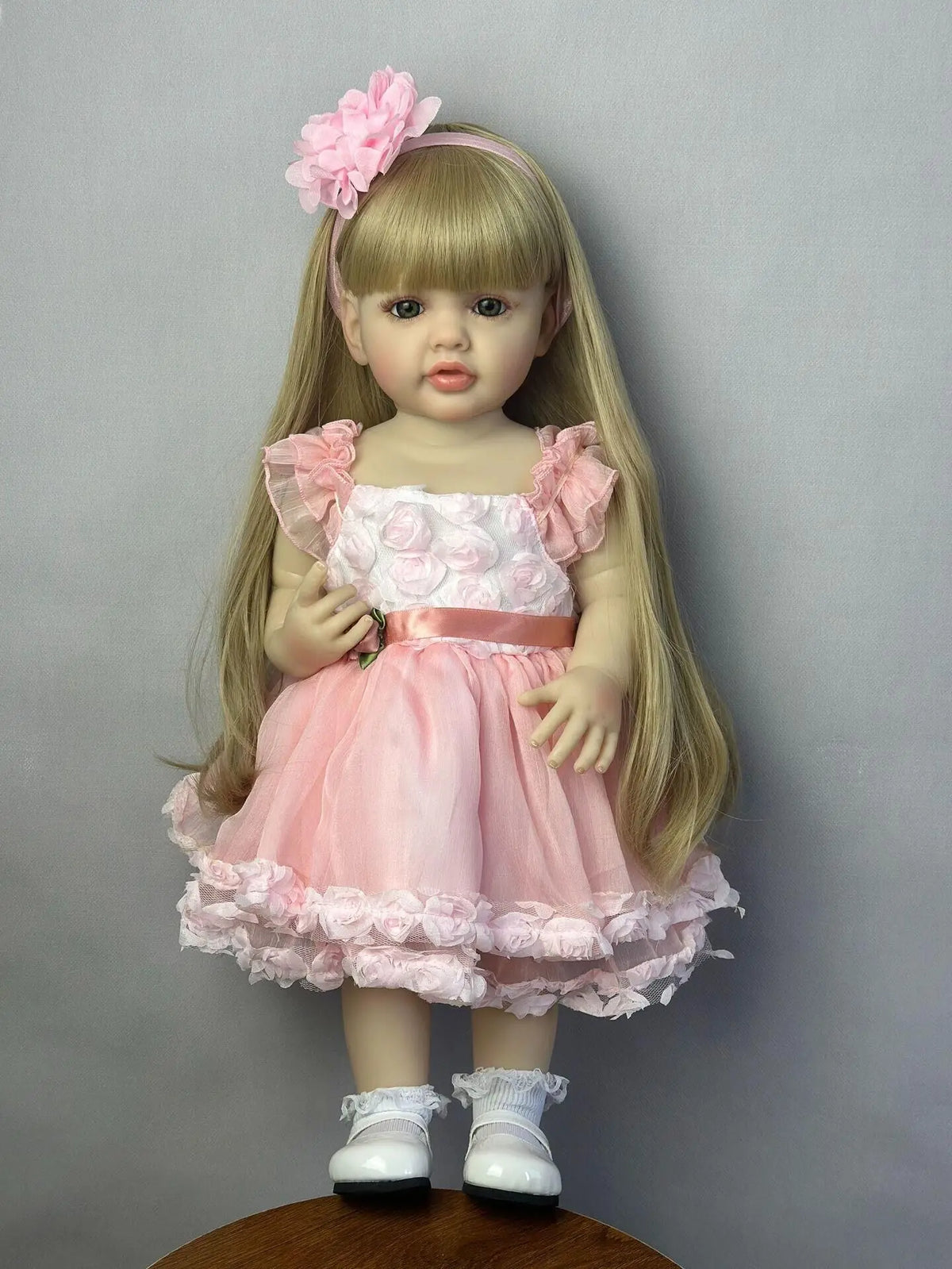 Lifelike Reborn Baby Girl Doll with Soft Silicone Body