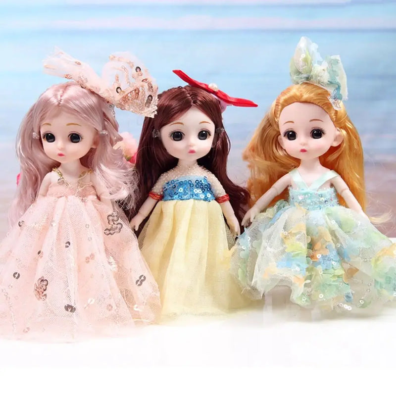17cm Articulated Princess Doll with Accessories