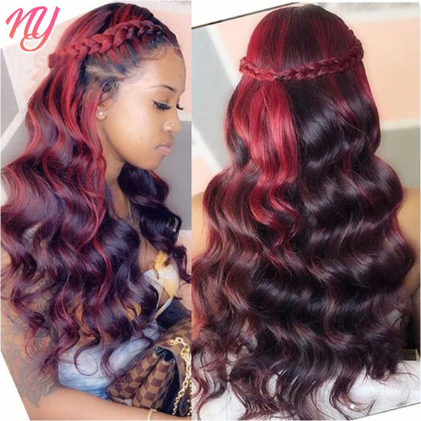 Nahaufnahme einer burgunderroten Wellen-Lace-Perücke mit langen, voluminösen Locken.