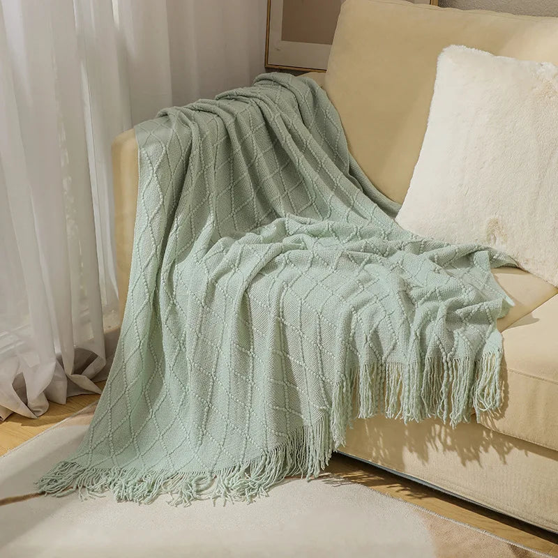Oversized Chunky Knit Throw Blanket with Tassels