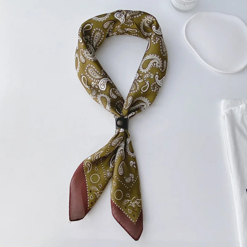 Eleganter Paisley-Seidenschal