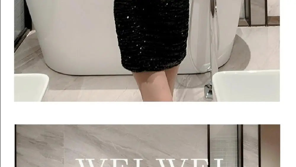 Elegant Pleated Evening Clutch with Chain Strap