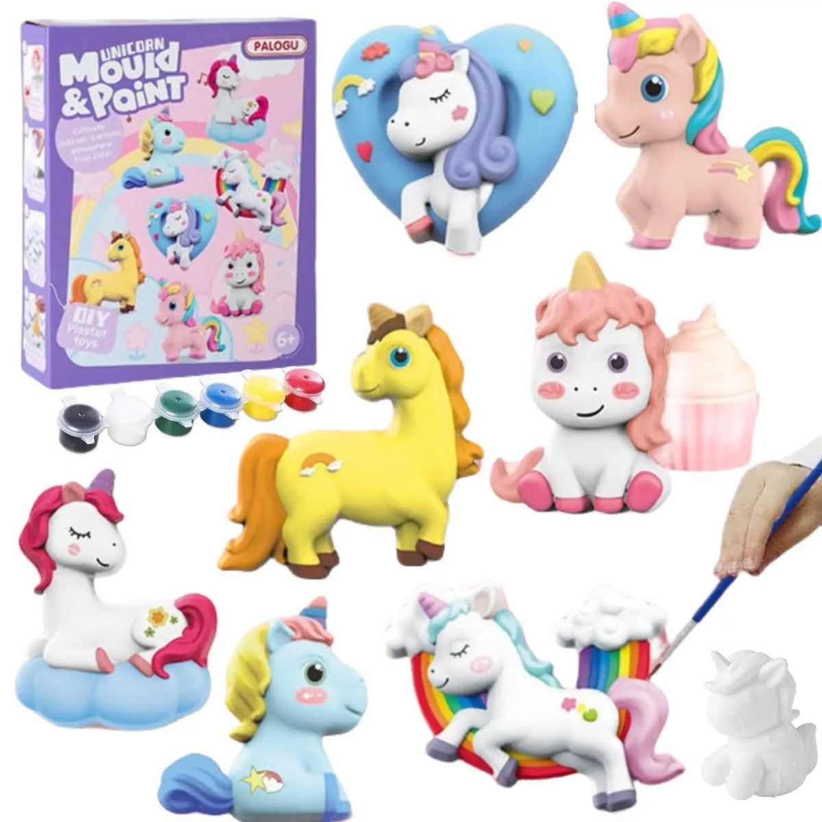 Collection de figurines de licorne et de cheval dans diverses couleurs, y compris une boîte de kit de peinture.