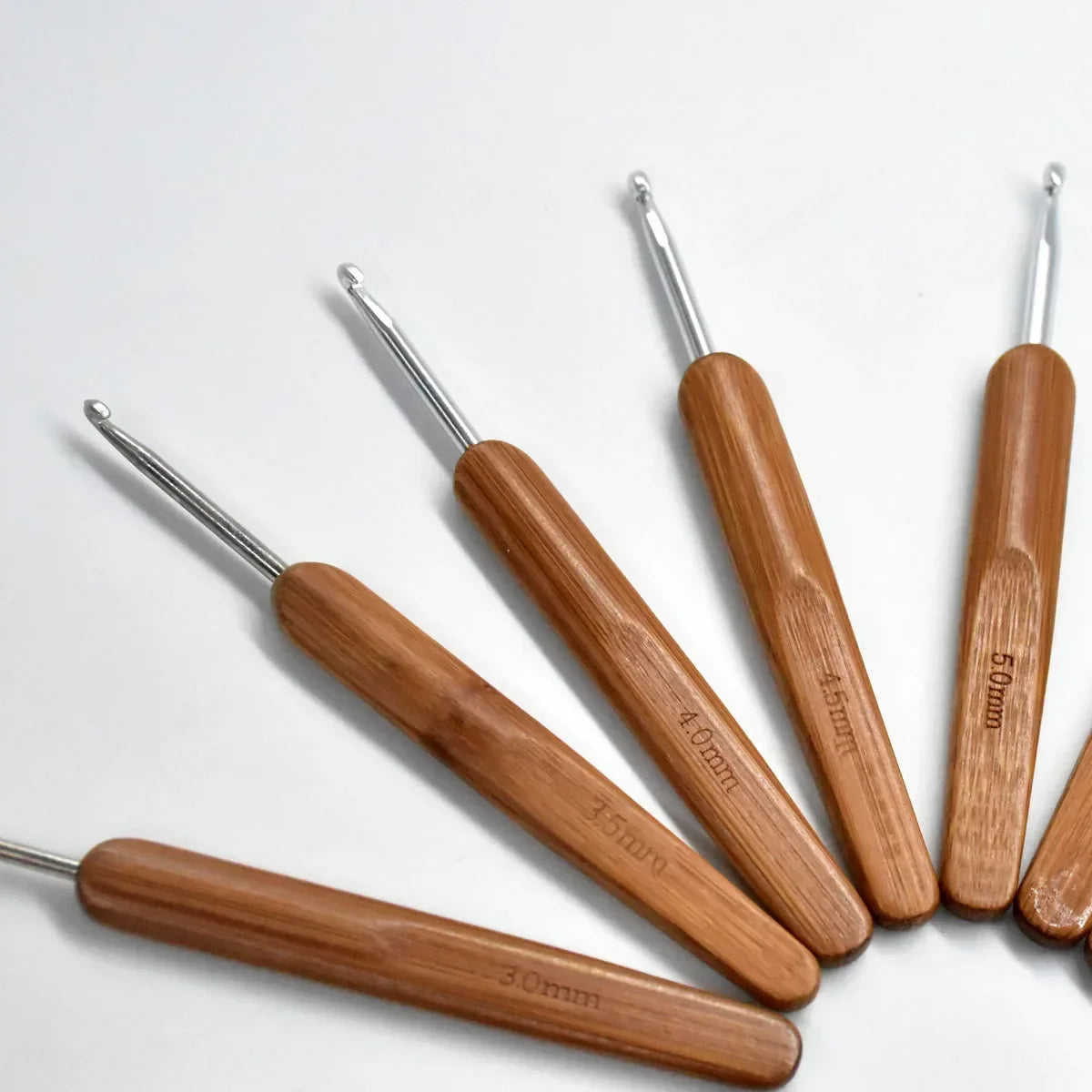 Bamboo Handle Crochet Hooks Set (0.5mm–6.0mm)