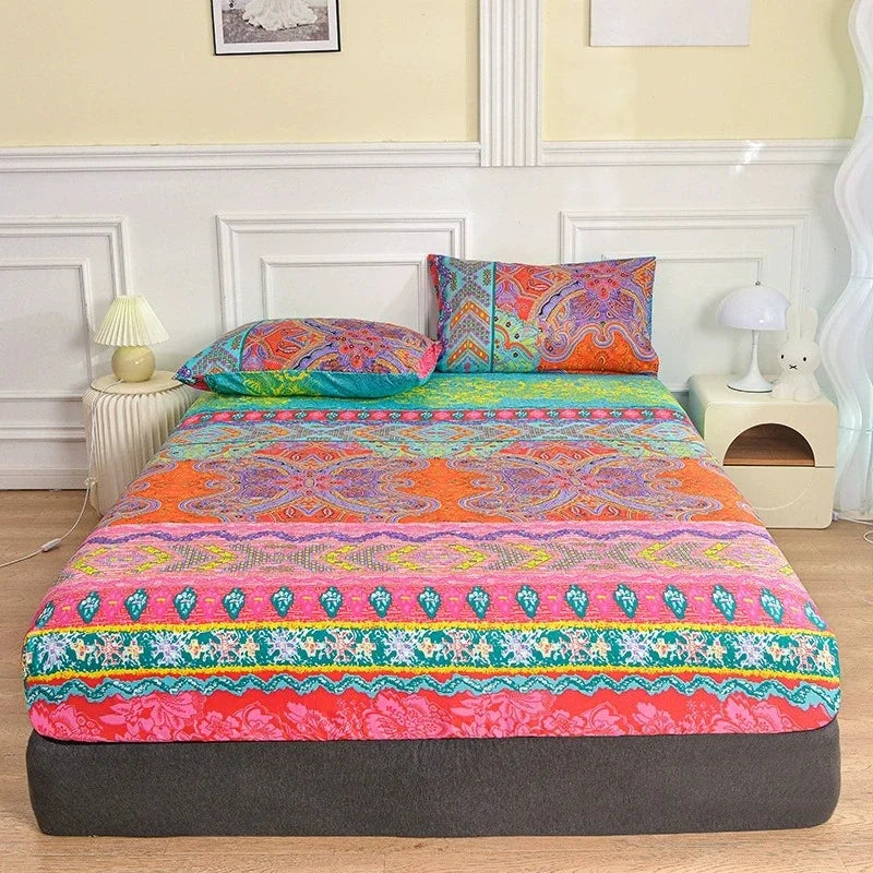Non-Slip Fitted Sheet with Elastic Edges – Geometric Print, Soft Cotton Feel