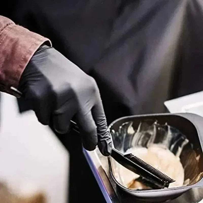 Disposable Black Nitrile Gloves for Cleaning, Tattoo, and Hairdressing