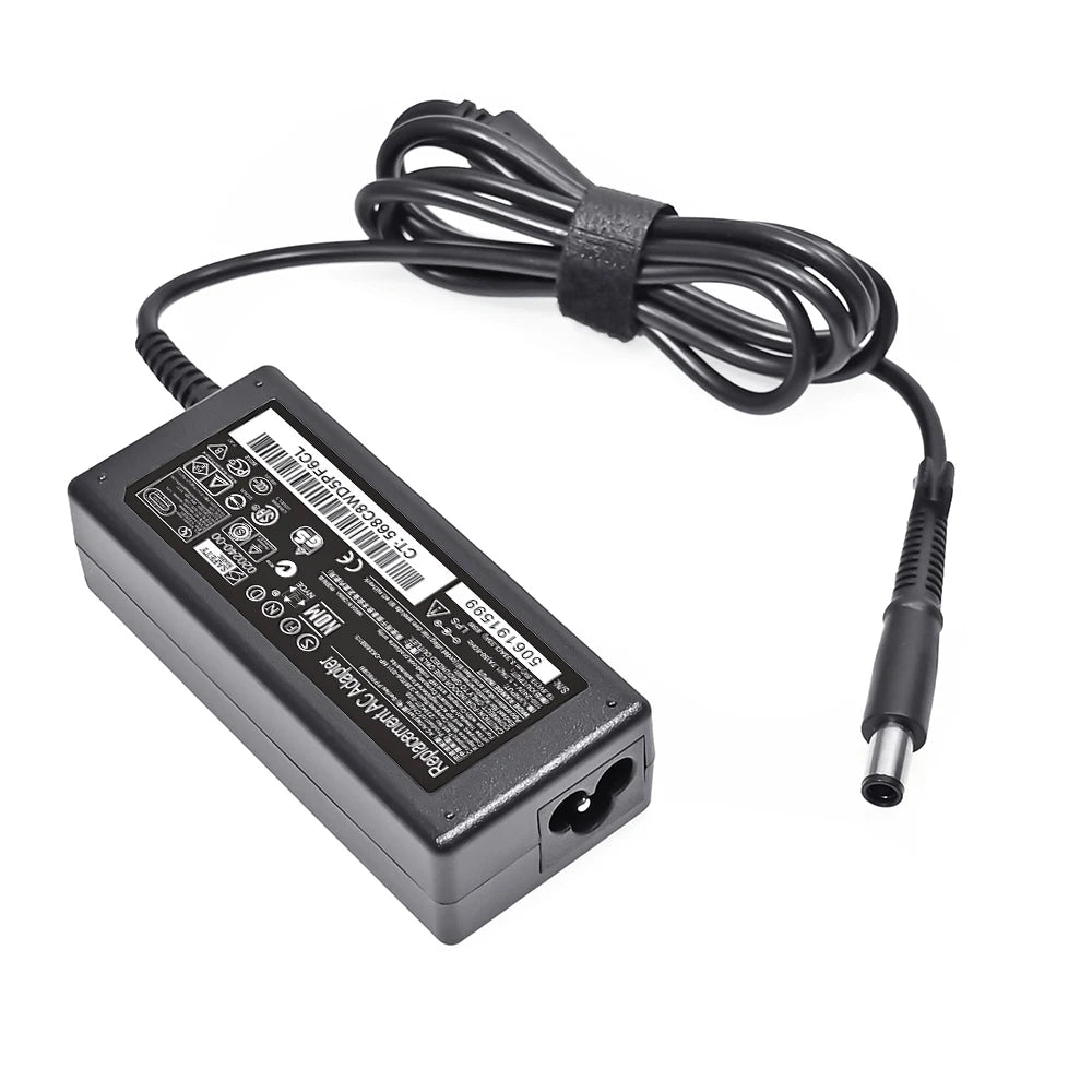 Adaptateur secteur noir haute performance pour ordinateurs portables avec câble enroulé et pointe de connexion.