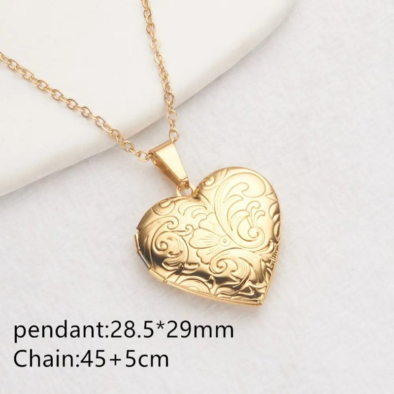 Vintage Floral Heart Locket Necklace