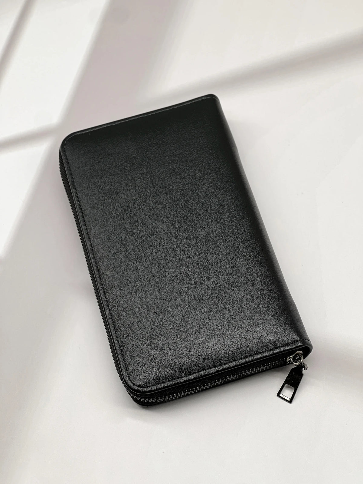 Classic Black Men's Leather Wallet with Phone Pocket