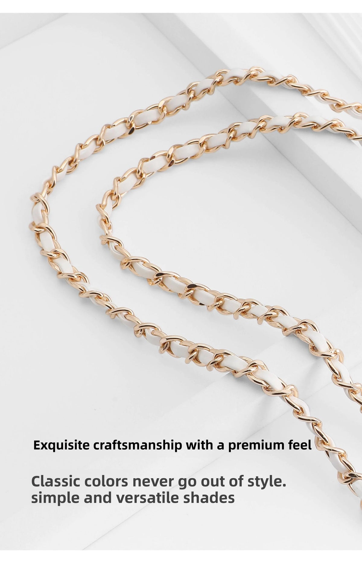 Gold-toned chain shoulder strap buckle for a crossbody bag