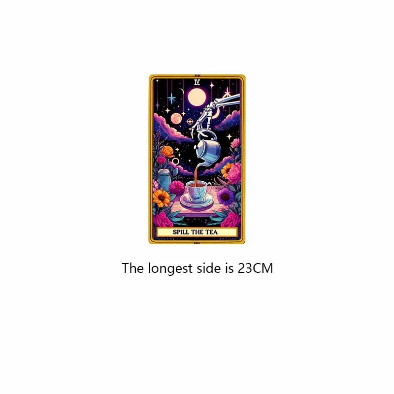 Carte de tarot représentant une lune, une coupe et des éléments floraux avec le texte SPILL THE TEA.