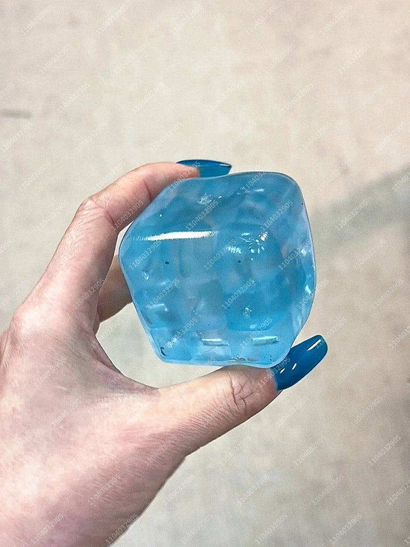 Cubo de Alivio del Estrés Hard Candy