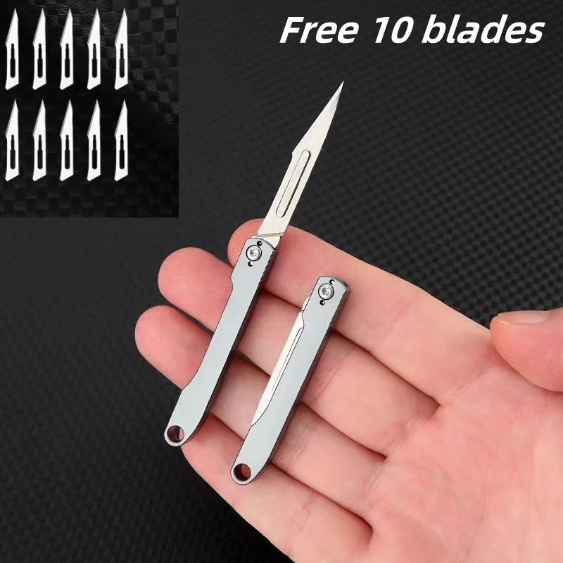Compact Folding Utility Knife with Replaceable Blades