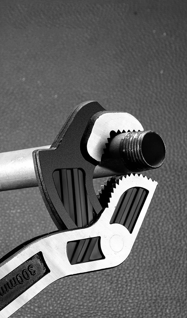 Self-Locking Adjustable Wrench with Quick-Release Mechanism
