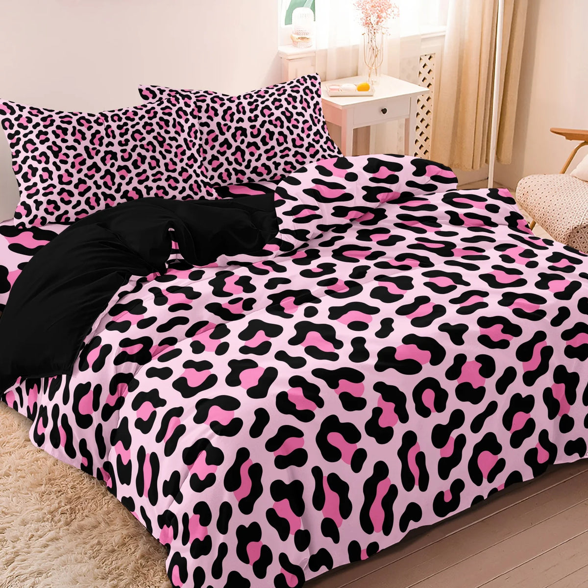 Dark Leopard Print Duvet Cover Set with Two Pillowcases