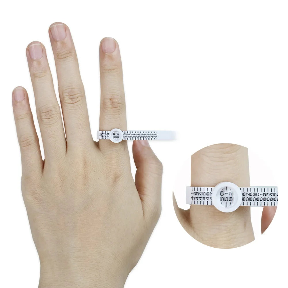 Ring Sizing Gauge with Magnifying Glass – Measure Finger Size at Home