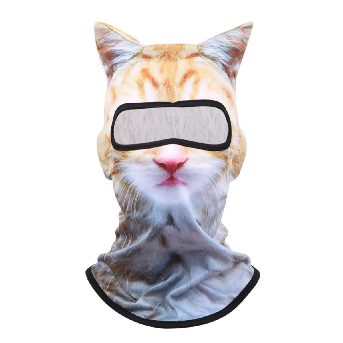 Person trägt eine 3D-Katzen-Skischnabel-Balaclava mit orange-weißen Tabby-Musterungen.