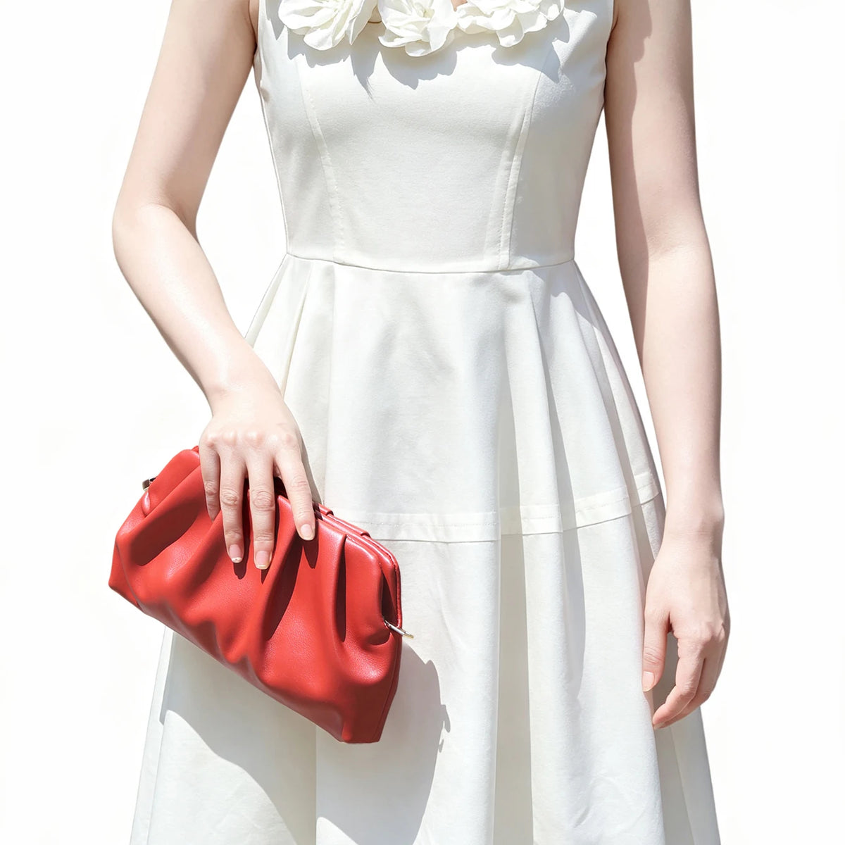 Elegant Chain Shoulder Bag with Crystal Accents