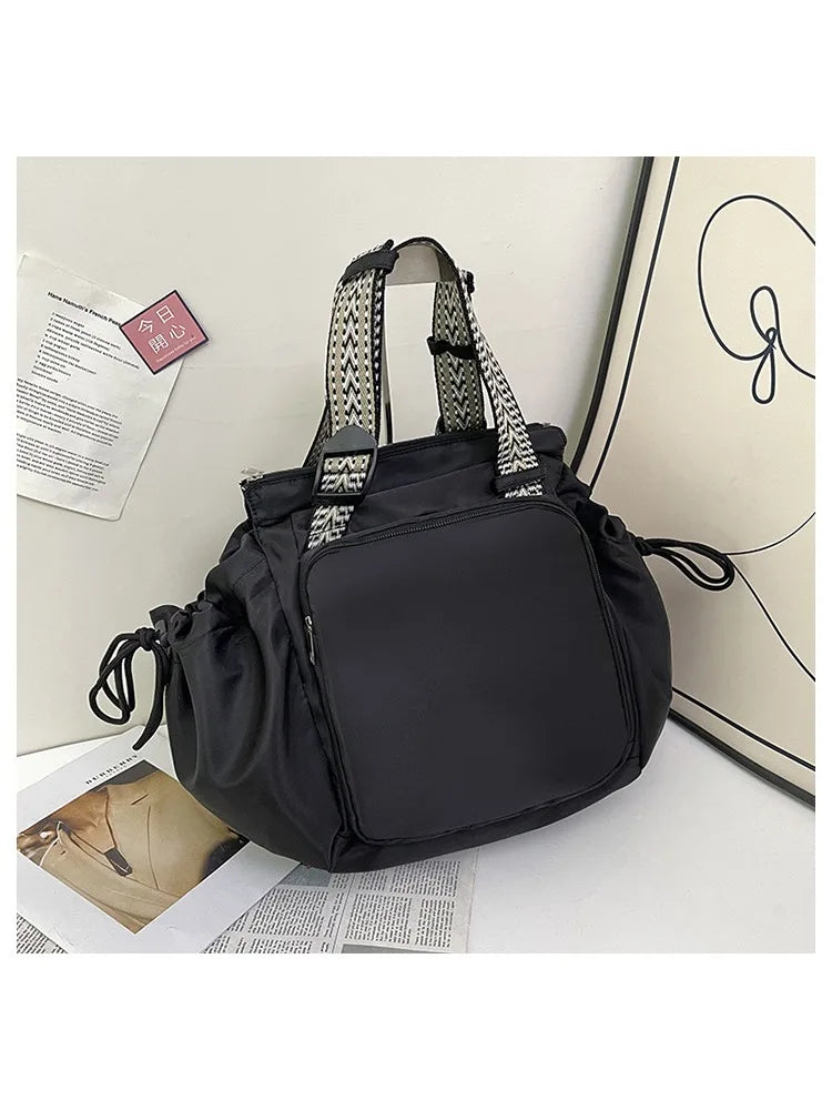 Versatile Nylon Shoulder Bag with Large Capacity