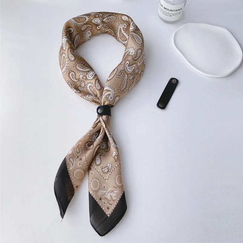 Eleganter Paisley-Seidenschal