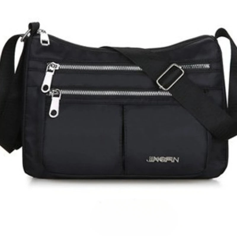 Leichte Nylon-Crossbody-Tasche