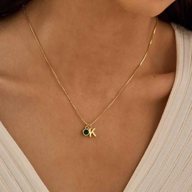 Collar Personalizado con Inicial y Piedra de Nacimiento