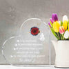 Clear acrylic plaque engraved with a Spanish love sentiment message and a bouquet of tulips