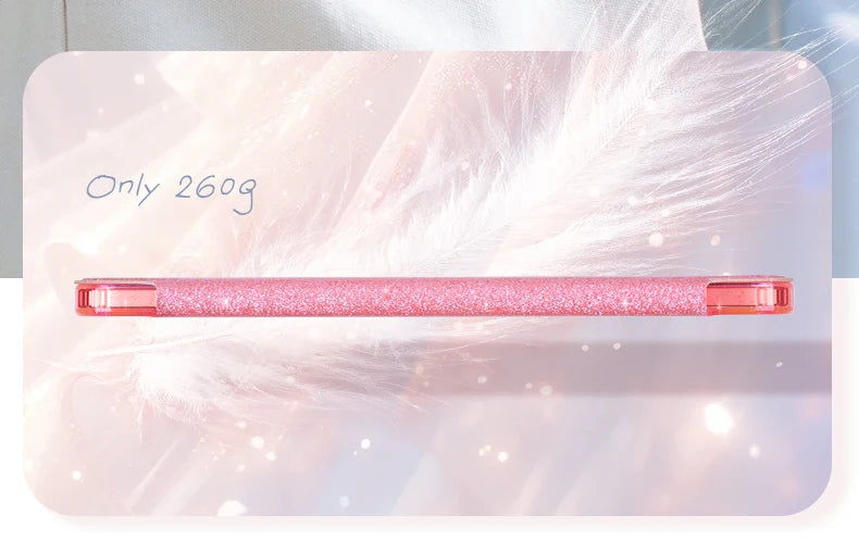 Pinker glitzernder Etui mit Stand für iPad Pro, vor einem weichen, hellen Hintergrund