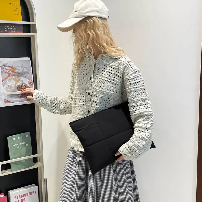 Weiche Polyester-Clutch mit Reißverschluss