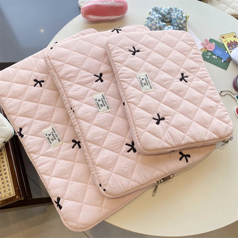 Protective Laptop Sleeve with Floral Print