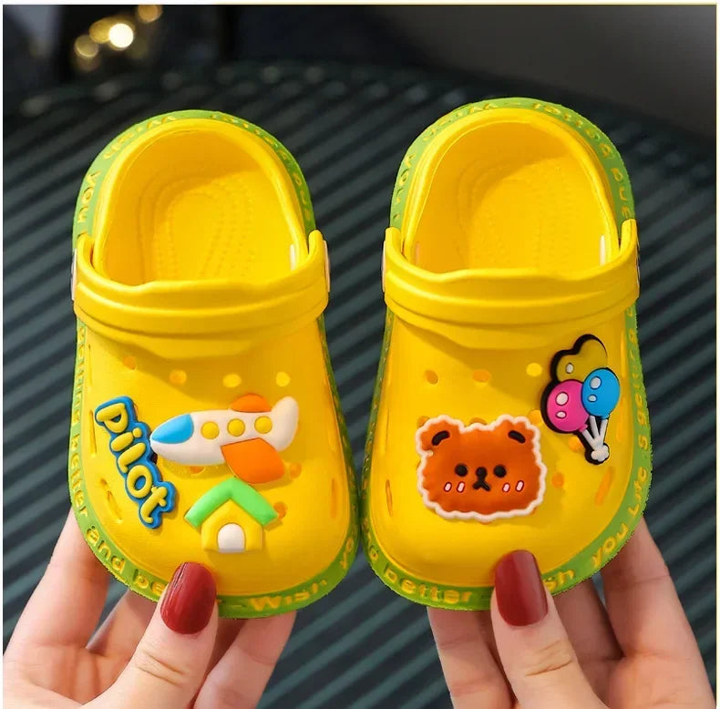 Kids' Quick-Dry Garden Clogs with Cartoon Design