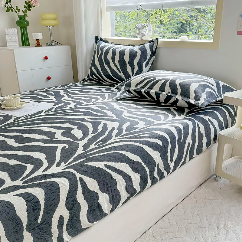 Zebra Print Fitted Bed Sheet with Elastic Edge