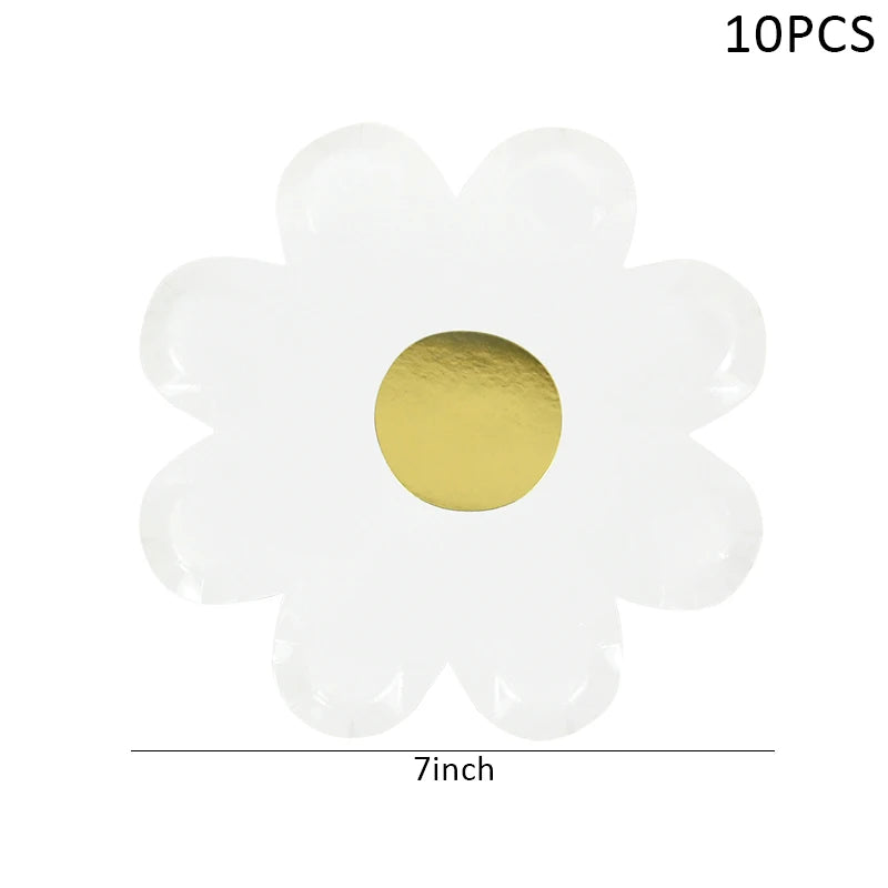 A white plastic daisy flower with a gold center, part of a 10-piece disposable party tableware set.