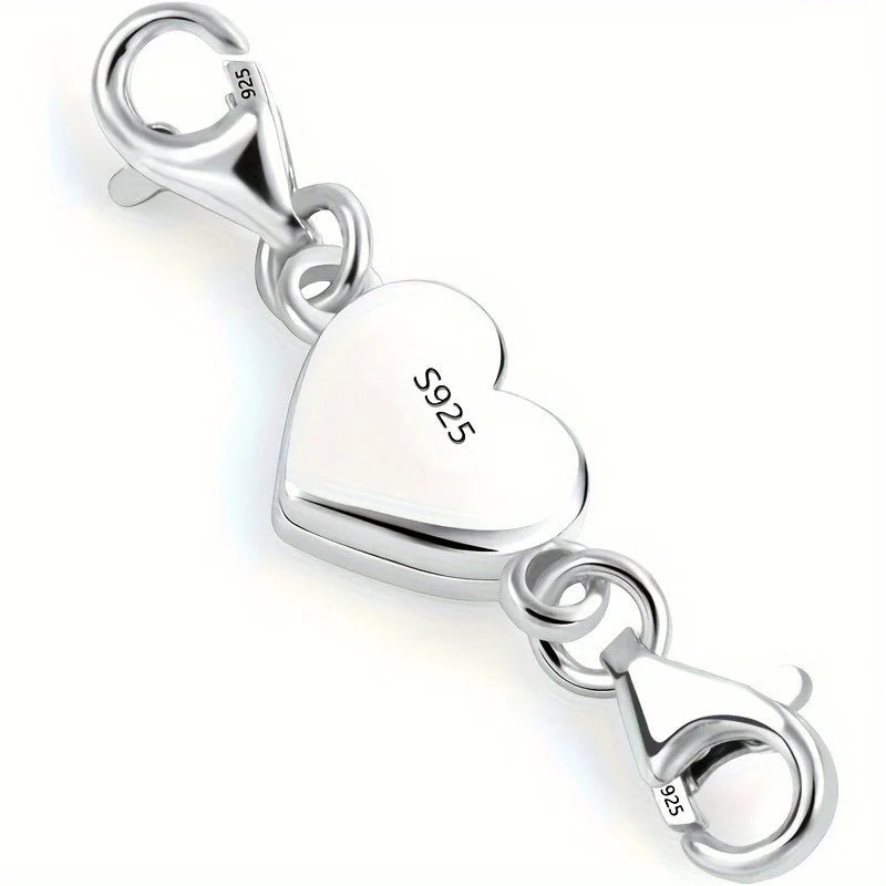 Silver heart-shaped magnetic clasp for necklaces and bracelets
