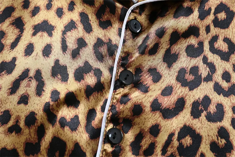 Kids' Cartoon Leopard Print Pajama Set with Short Sleeves