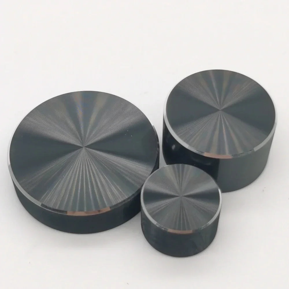Black aluminum knurled knob for 6mm shaft potentiometers and encoders