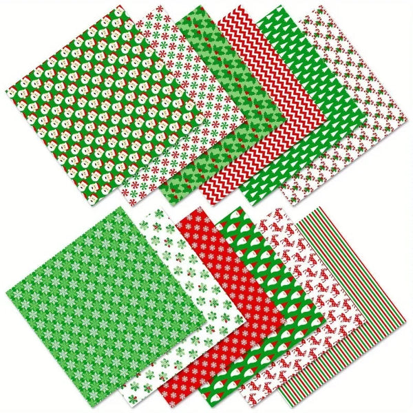 Un set de papier cadeau à thème de Noël avec divers motifs verts, rouges et blancs.