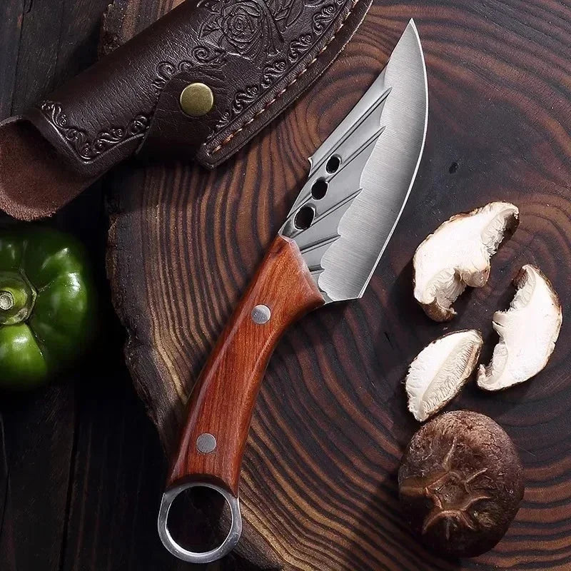 Cuchillo de Chef Forjado a Mano de Acero Alto en Carbono con Funda de Cuero