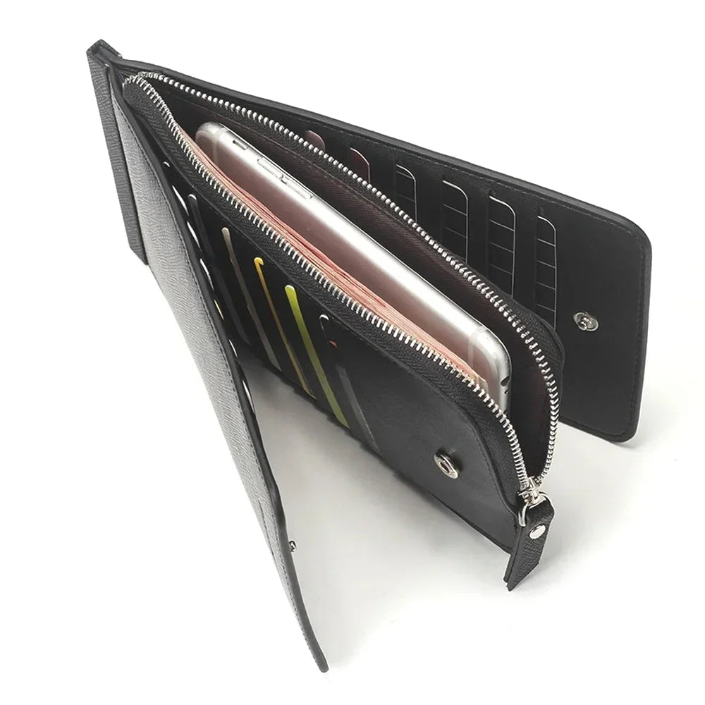 Schwarzes, schlankes, veganes Leder-Multikarten-Wallet mit Reißverschluss und mehreren Kartenfächern.